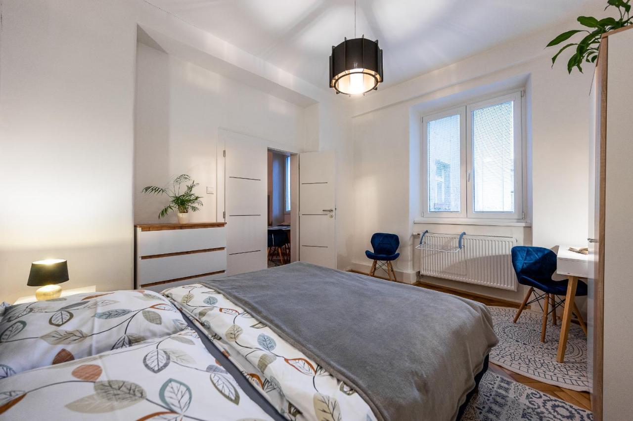 Mojmirova Apartment Kosice Center Luaran gambar